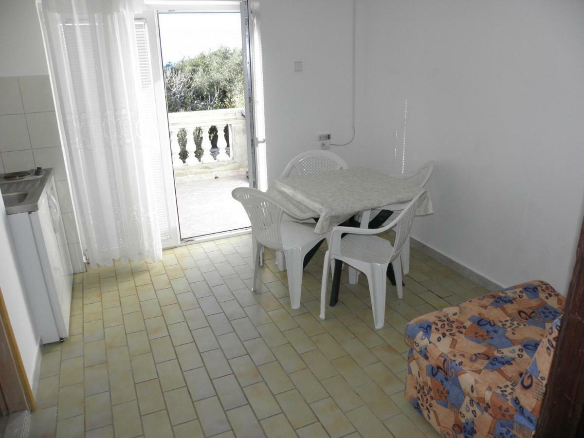 Apartments Fabijan - 50M From Sea Povljana Esterno foto